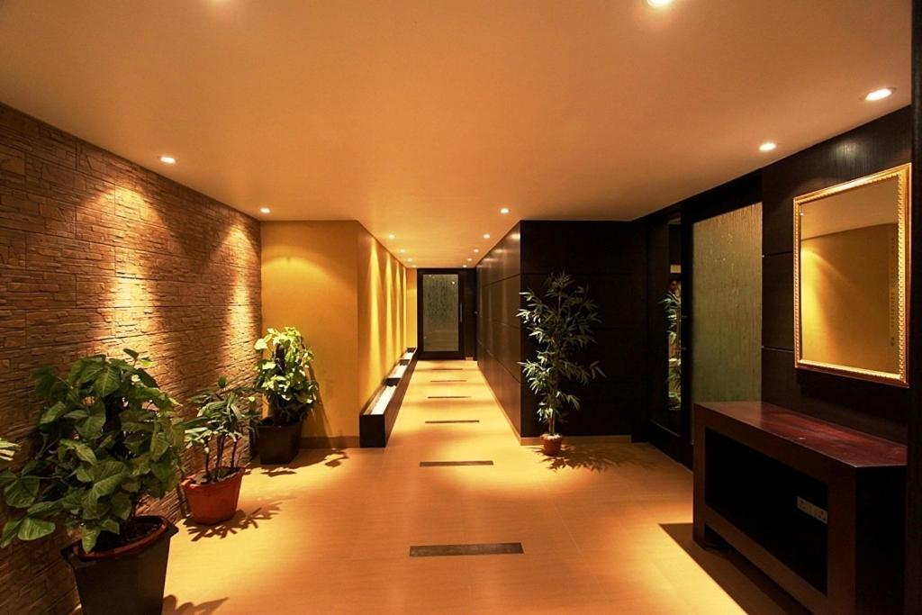 Brijwasi Royal Hotel Mathura Ngoại thất bức ảnh